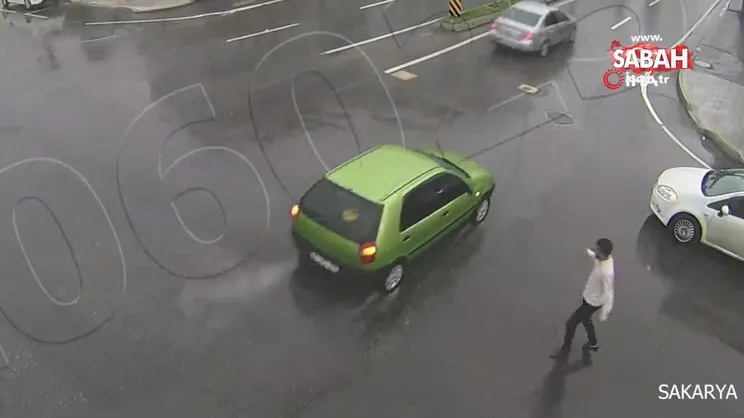 Sakarya'da dikkatsizliğin neden olduğu kazalar kamerada