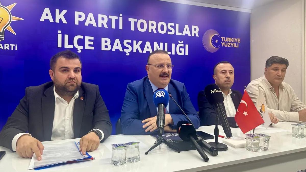 AK Parti Tosorlar İlçe Başkanı Çokkeser: CHP’li belediyede 522 alımın 486’sı ihalesiz AK Parti Tosorlar İlçe Başkanı Çokkeser: CHP’li belediyede 522 alımın 486’sı ihalesiz