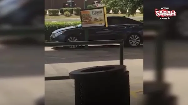 Aracını park ettiği yerden bir türlü çıkaramayan acemi kadın sürücü kamerada