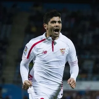 Galatasaraylı oyuncular Ever Banega'ya kefil oldu