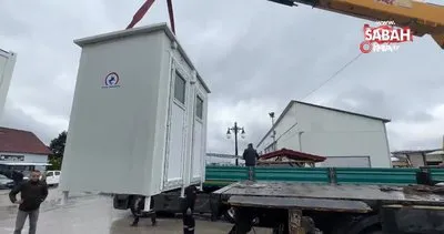 Düzce Belediyesi’nin ürettiği seyyar tuvalet ve duş kabinleri depremzedelere gönderildi | Video
