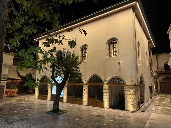 kahramanmarasin-tarihi-mirasi-yeniden-ayaga-kalkti-bakan-ersoy-5-camiyi-ibadete-kahramanmaras-kalesini-ziyaret-1789558338888.jpeg