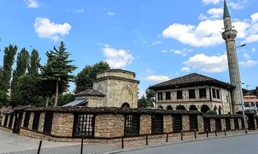 Zarafet sembolü: Alaca Cami