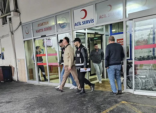 son-dakika-hakem-sorusturmasinda-yeni-gelisme-merkez-hakem-kurulu-mhk-baskani-ferhat-gundogdu-tutuklandi-1791008036165.jpg SON DAKİKA... Hakem soruşturmasında yeni gelişme! Merkez Hakem Kurulu (MHK) Başkanı Ferhat Gündoğdu tutuklandı