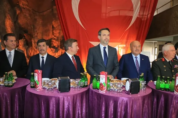 bakan-bayraktar-erzincan-enerjide-maden-de-cok-kiymetli-bir-sehir-1712763061459.jpg