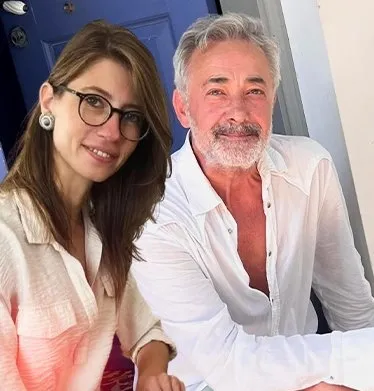 Eski eşi Arzum Onan’ın ardından Mehmet Aslantuğ da aşk orucunu bozdu! Mehmet Aslantuğ’un yeni sevgilisi Canan Şahin bakın ne iş yapıyormuş?