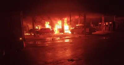 Muğla’da işyerinde yangın! 4 araç yandı #mugla