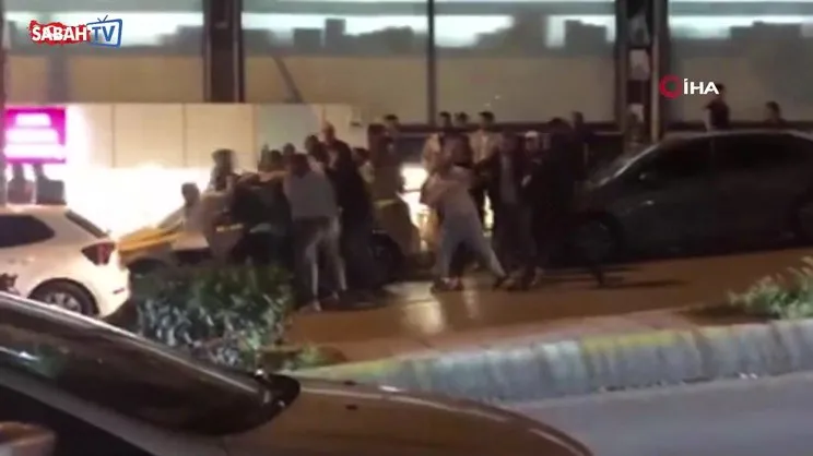Kaza sonrasında iki aile birbirine girdi | Video