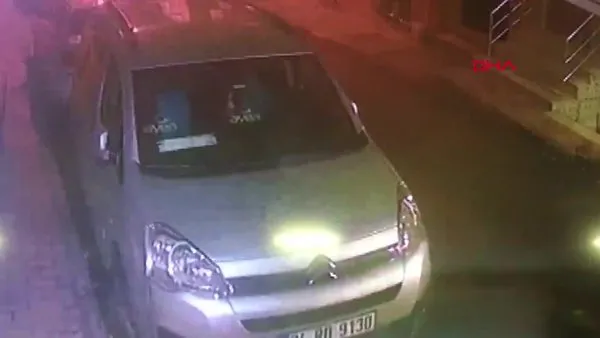 İstanbul Esenler'deki bıçaklı dehşet kamerada! Defalarca bıçakladı