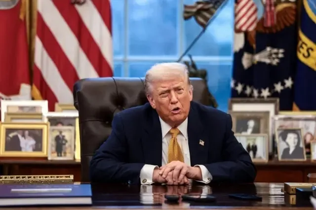 trump-venezuelali-muhalif-lider-machado-ile-beyaz-sarayda-bir-araya-geldi-1768505461146.jpeg Trump, Venezuelalı muhalif lider Machado ile Beyaz Saray’da bir araya geldi!