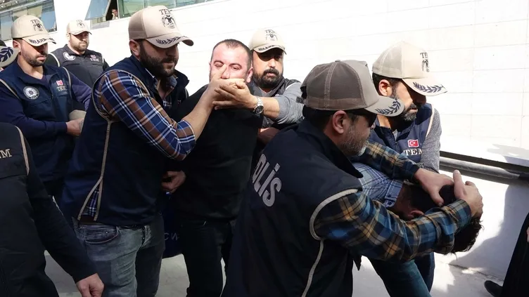 Son dakika: Mersin'de polis servis aracına yönelik bombalı saldırının zanlıları yakalandı