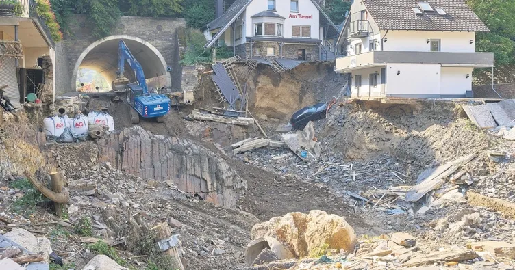 Sel felaketi psikolojimizi bozdu