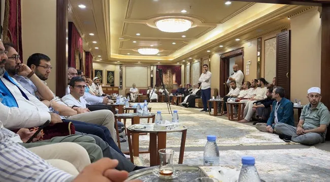 diyanet-isleri-baskani-erbas-mekkede-bir-tek-vatandasimizi-ihbar-etmedik-1718693233370.jpg