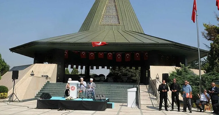 Mezarı başında anılacak