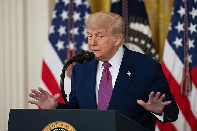 son-dakika-abd-baskani-donald-trumpin-saglik-durumu-nasil-doktoru-acikladi-olaganustu-derecede-1760169485456.jpeg SON DAKİKA… ABD Başkanı Donald Trump’ın sağlık durumu nasıl? Doktoru açıkladı: Olağanüstü derecede…