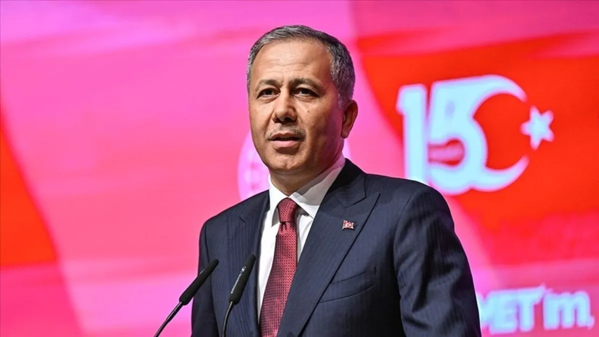 Bakan Yerlikaya'dan Terörsüz Türkiye paylaşımı: Kardeşliğin, huzurun, birliğin önünü açan tarihi bir adımdır