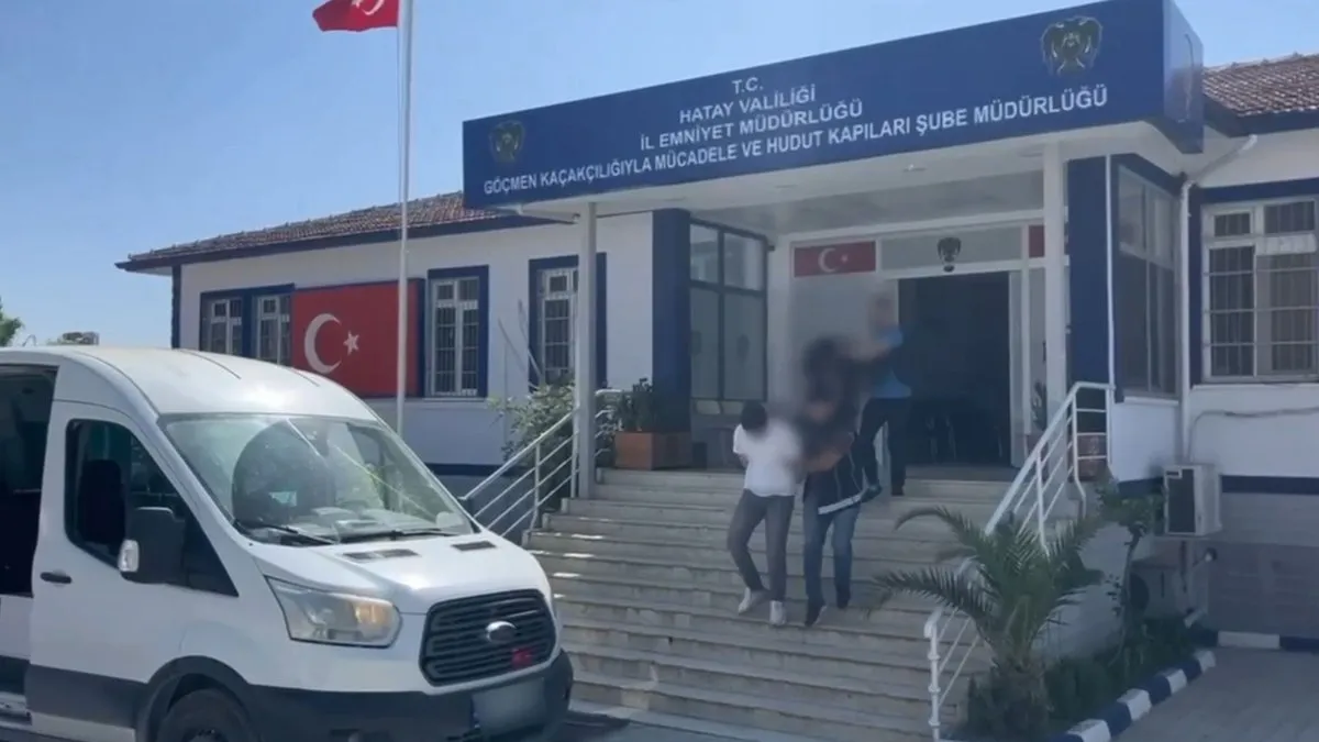 Türkiye düzensiz göçe duvar oldu! 51 ilde umut tacirlerine operasyon: 273 organizatör yakalandı