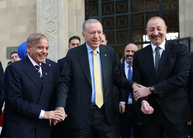 baskan-recep-tayyip-erdogandan-2025-yilinda-diplomasi-trafigi-gazzedeki-insani-krizin-sona-erdirilmesi-icin-ki-1767169604137.jpg Başkan Recep Tayyip Erdoğan’dan 2025 yılında diplomasi trafiği: Gazze'deki insani krizin sona erdirilmesi için kilit rol üstlendi!