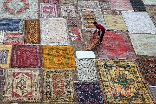 Gorsel Solen Olusturan Hali Tarlalari Herkesin Ilgisini Cekiyor Galeri Yasam