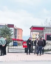 İnşaattan düşen işçi öldü