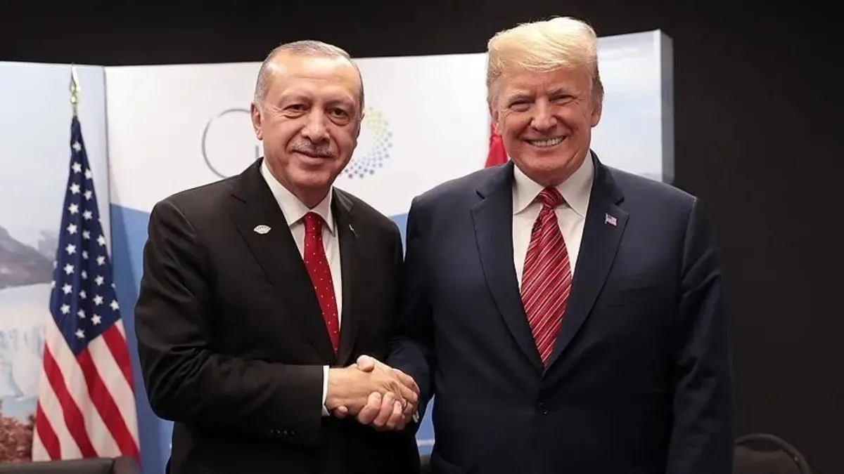 SON DAKİKA... Burhanettin Duran açıkladı! Trump ve Başkan Erdoğan görüşmesinde savunma ve ticaret konuları masada haber görseli