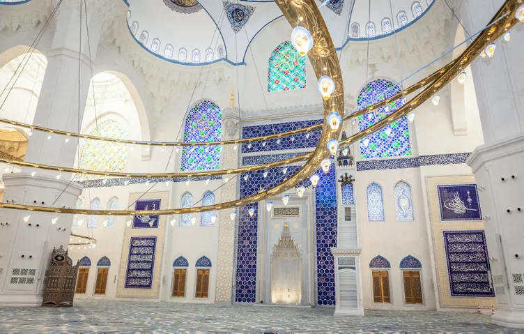 Büyük Çamlıca Camisi'nin resmi açılışı bugün