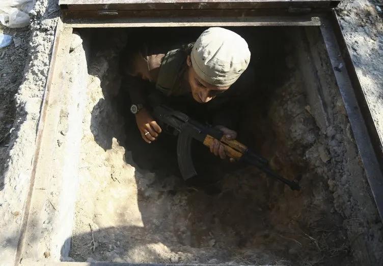 Tel Abyad’daki Ermeni Kilisesi önce DEAŞ sonra PKK tarafından karargah olarak kullanılmış