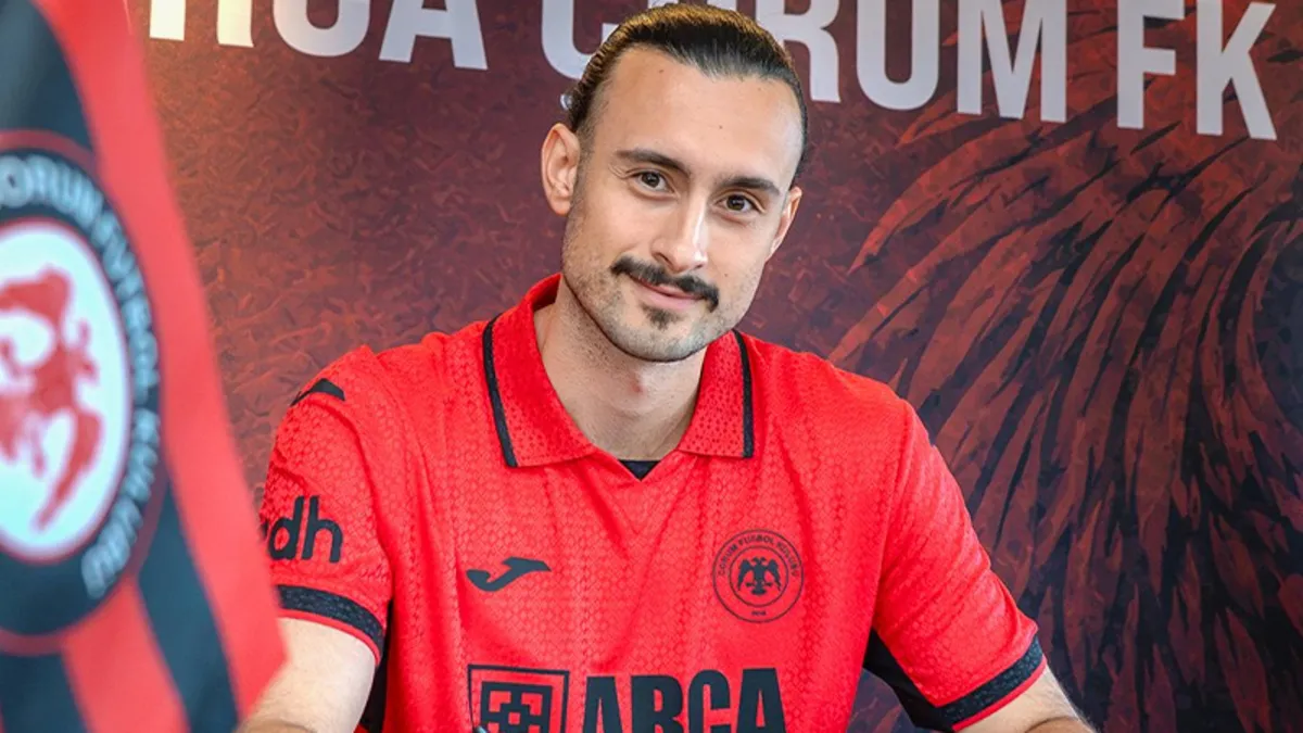Hasan Emre Yeşilyurt, Çorum FK’ya imza attı! Hasan Emre Yeşilyurt, Çorum FK’ya imza attı!