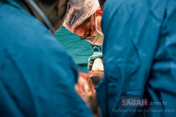 Neşterli kahramanlar... Ameliyathanede hayatla aradaki perde kalkar