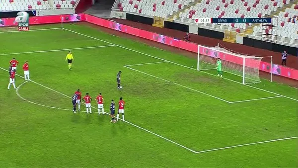 Antalyaspor 1-0'lık skorla yarı finale yükseldi!