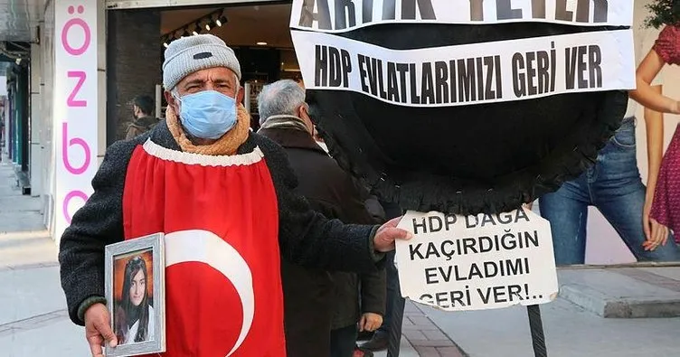 HDP’ye siyah çelenk