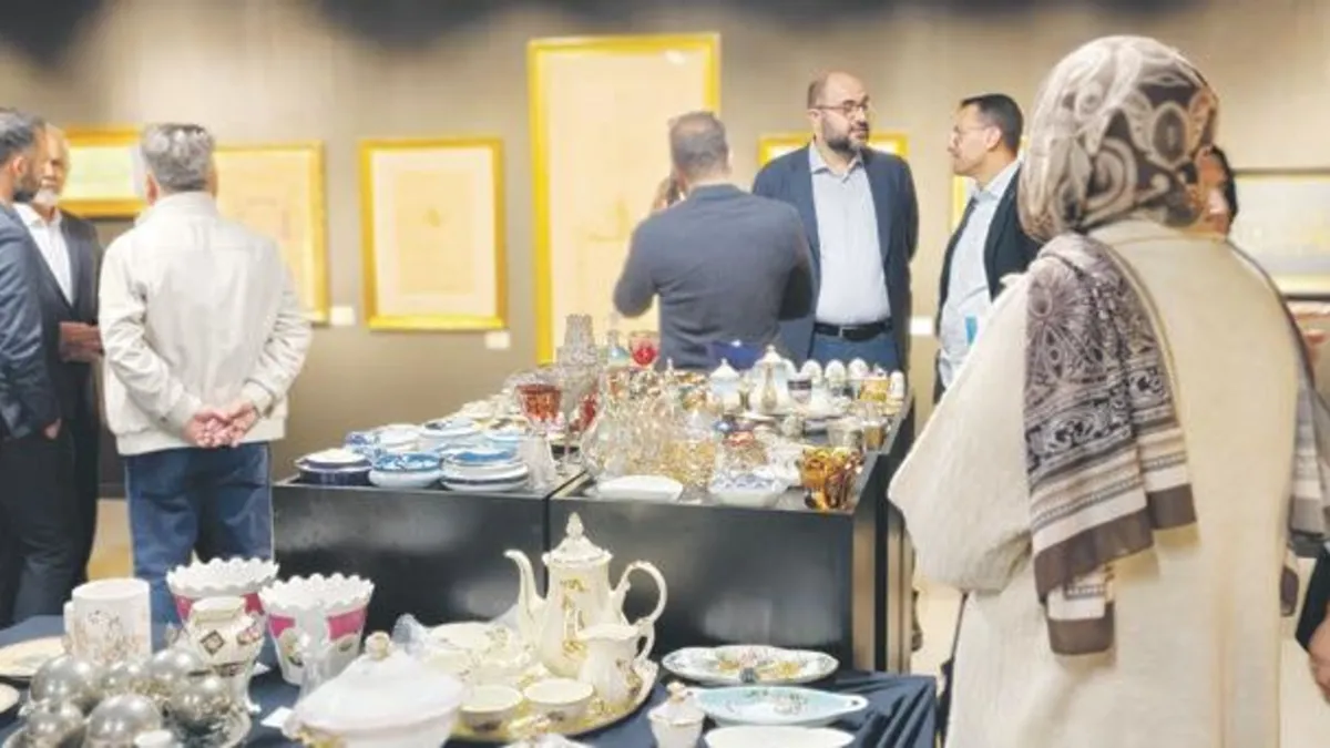 İyilik sergisi Fatih'te açıldı