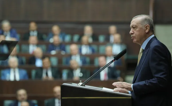 son-dakika-baskan-erdogandan-suriyeye-operasyon-mesaji-yeni-bir-safhaya-geciyoruz-diyerek-hedefleri-acikladi-1654079780703.jpg