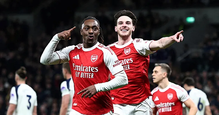 Arsenal, Tottenham’ı deplasmanda ezdi!