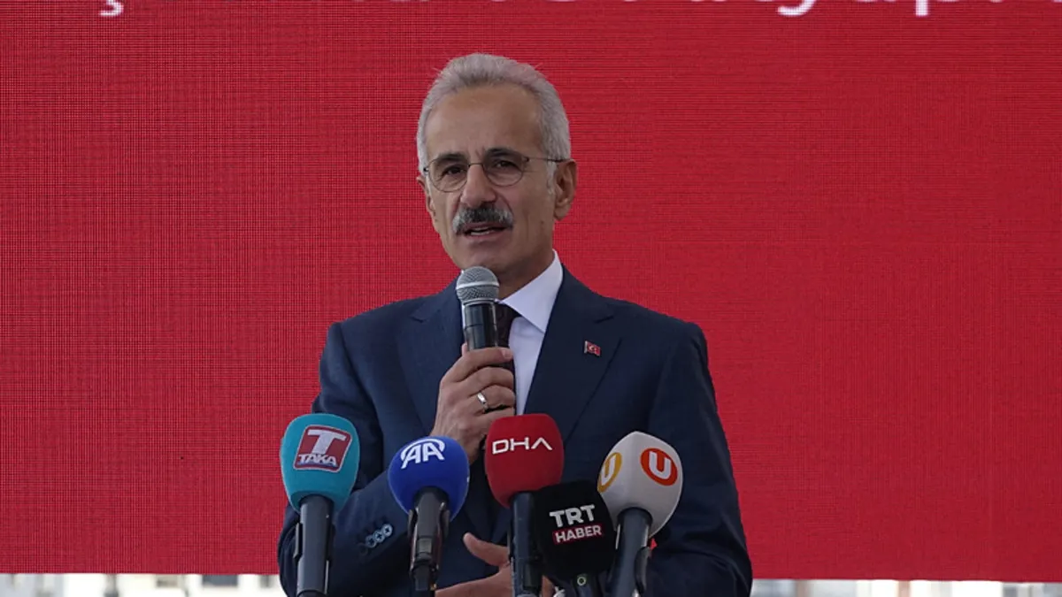 Bakan Uraloğlu: 4,7 milyon kullanıcının bütün bilgileri yurt dışına çıkarılmıştır