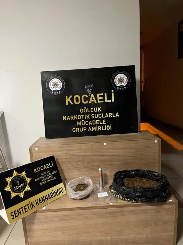 kocaelide-narkotik-operasyonlarinda-38-tutuklama-1764006755184.jpg