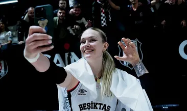 Kuzeyboru, Julia Szczurowska ile anlaştı!