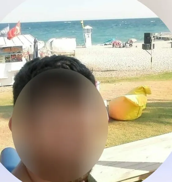 adanada-katil-alarmi-dugunde-atletle-oturulmaz-diye-uyarilinca-dehset-sacti-1756120426276.jpg Adana'da katil alarmı! Düğünde ‘Atletle oturulmaz’ diye uyarılınca dehşet saçtı!