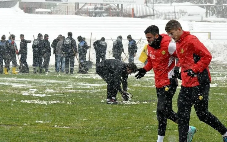 Eskişehirspor - Balçova Yaşamspor maçı ertelendi