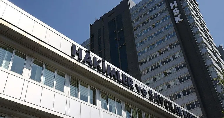 4 bin 967 hakim ve savcının görev yeri değişti