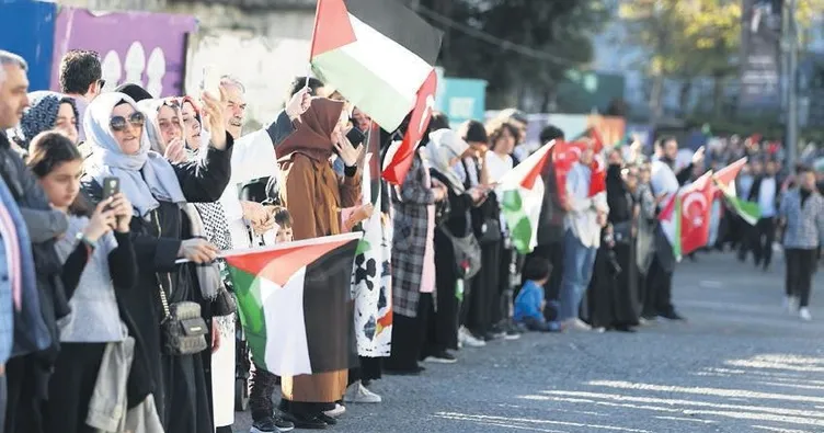 İsrail zulmüne karşı insan zinciri