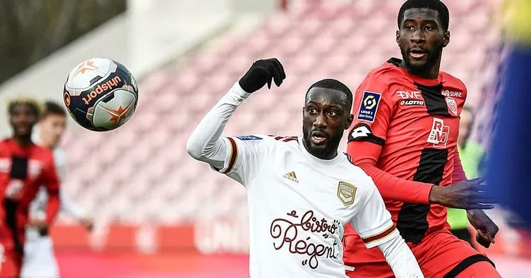 Son dakika: Trabzonspor yeni sağ bekini Fransa’da buldu! Youssouf Sabaly için görüşmeler başlıyor...