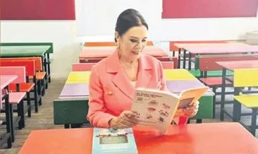 İlkokulunda duygu yüklü anlar yaşadı