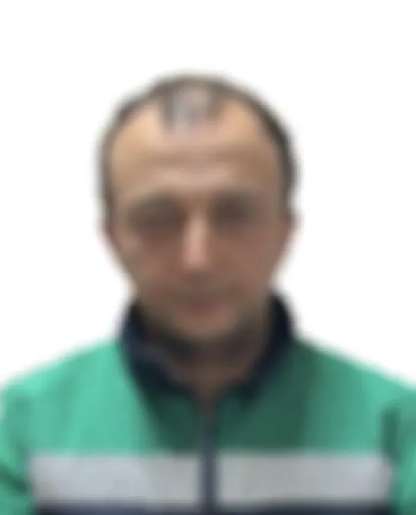 yer-taksim-uyusturucu-satarken-sucustu-yakalandi-cephanelik-gibi-adresi-o-detay-desifre-etti-1792913992692.jpg