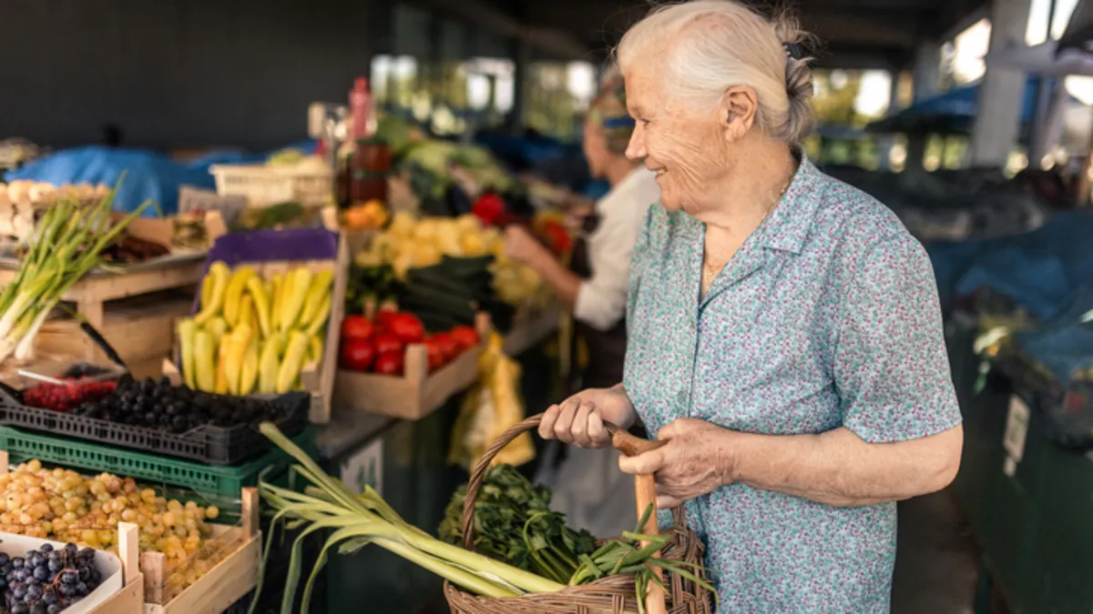 Girit yerlilerinin uzun yaşam sırrı ortaya çıktı! Sabahları çiğ tüketiyorlar… Girit yerlilerinin uzun yaşam sırrı ortaya çıktı! Sabahları çiğ tüketiyorlar…