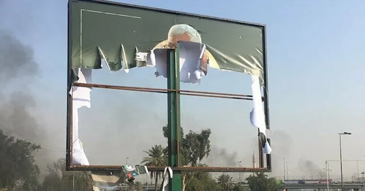 Irak’ta göstericiler İranlı Komutan Süleymani’nin afişini yaktı