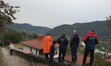 Artvin’de bir köyde heyelan riski nedeniyle 8 ev tahliye edildi