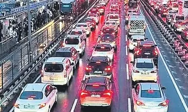 İBB’nin yol çalışması trafiği kilitledi