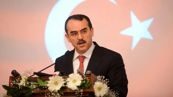 son-dakika-chpli-vekilden-7li-koalisyonu-karistiracak-sadullah-ergin-cikisi-o-gunlerin-hesabini-versin-1681302127810.jpg SON DAKİKA: CHP'li vekilden 7'li koalisyonu karıştıracak Sadullah Ergin çıkışı: O günlerin hesabını versin