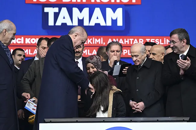 455 bininci konut teslim edildi! Başkan Erdoğan: Alnımız ak olarak sizin karşınızdayız!